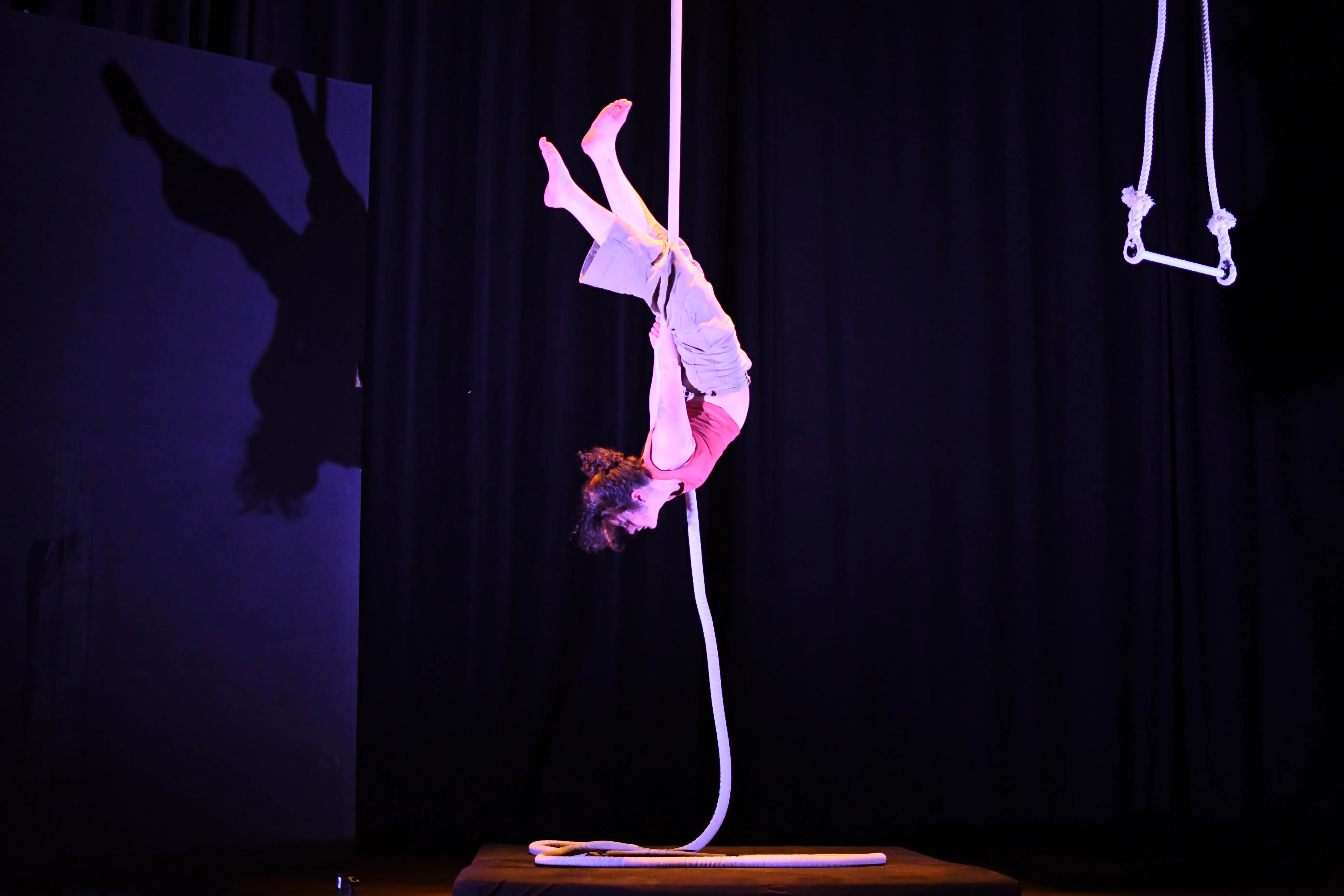 Fotografia di scena, circo contemporaneo — Monica Toscani